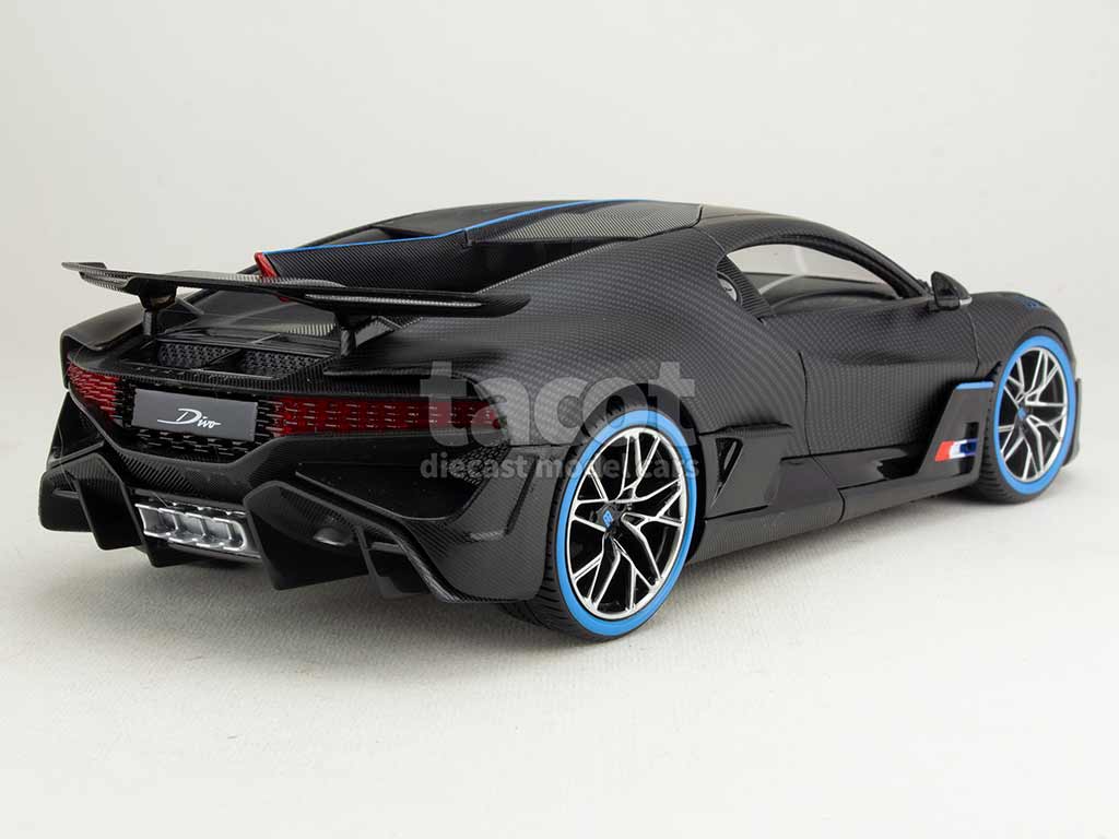 104939 Bugatti Divo 2019