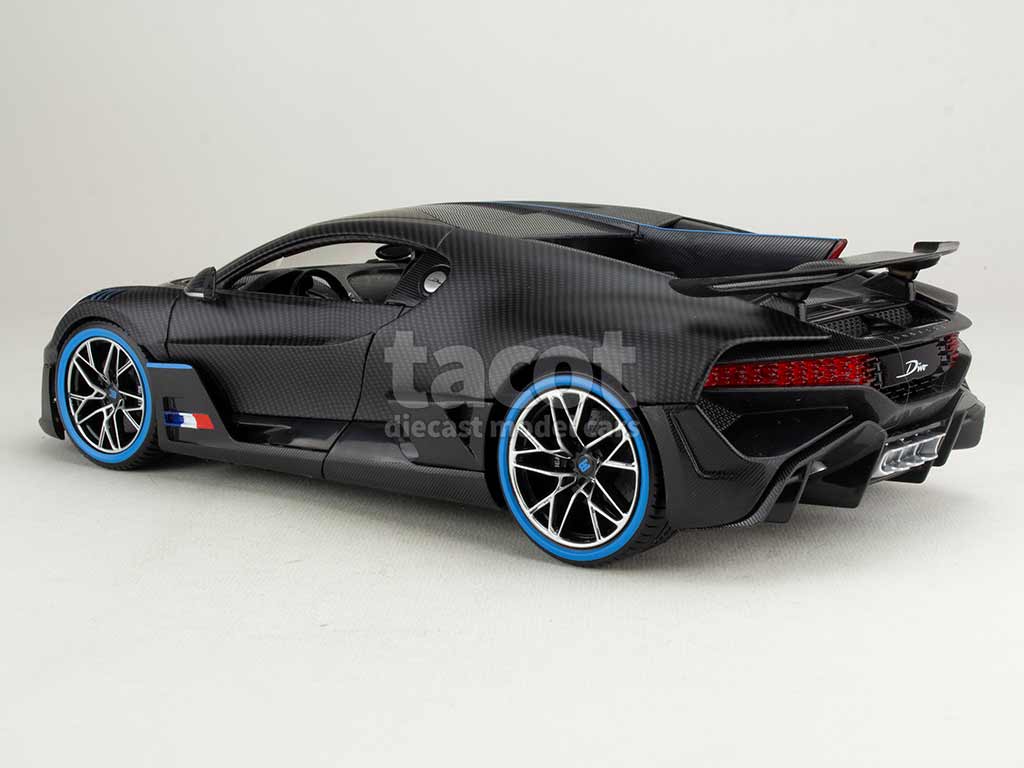 104939 Bugatti Divo 2019