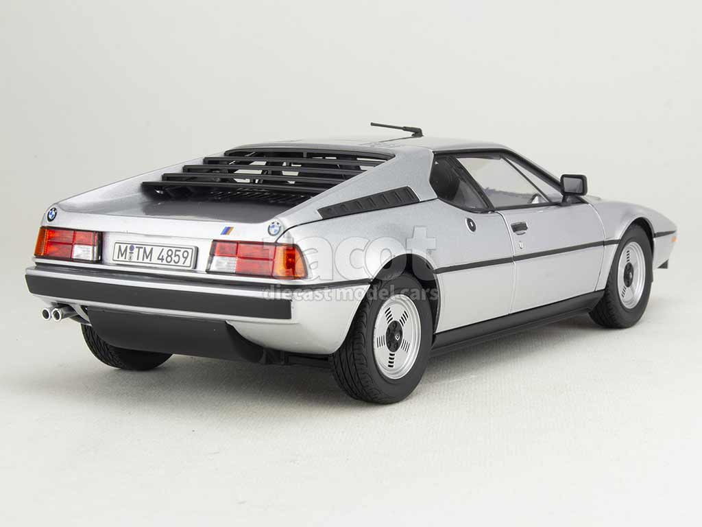 105052 BMW M1 1980