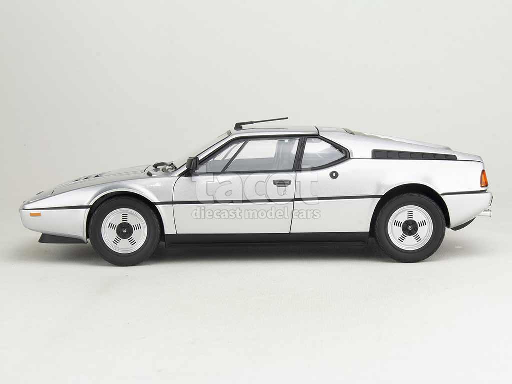 105052 BMW M1 1980