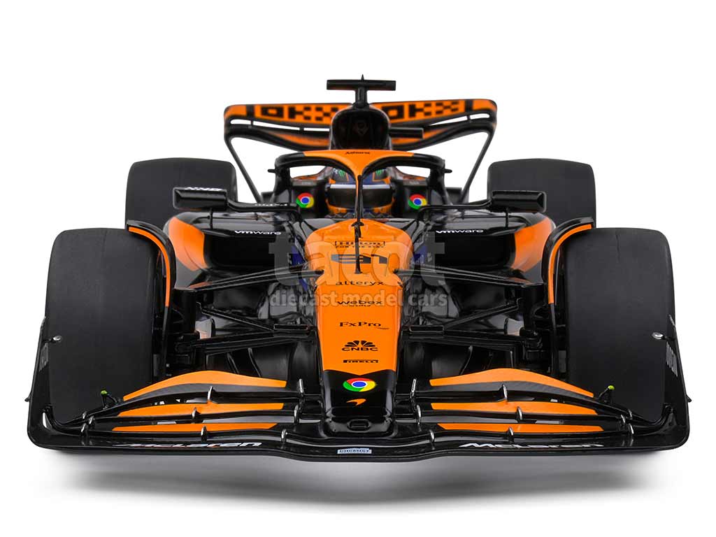 105121 McLaren F1 MCL38 Australian GP 2024