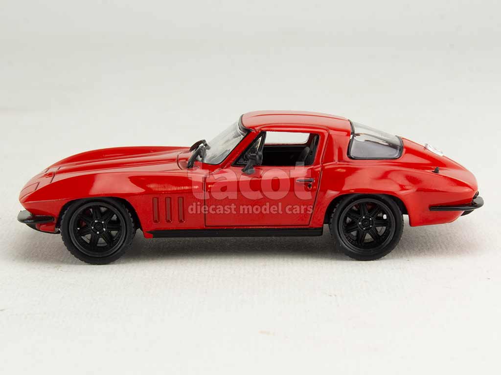 105157 Chevrolet Corvette C2 Stingray 1965