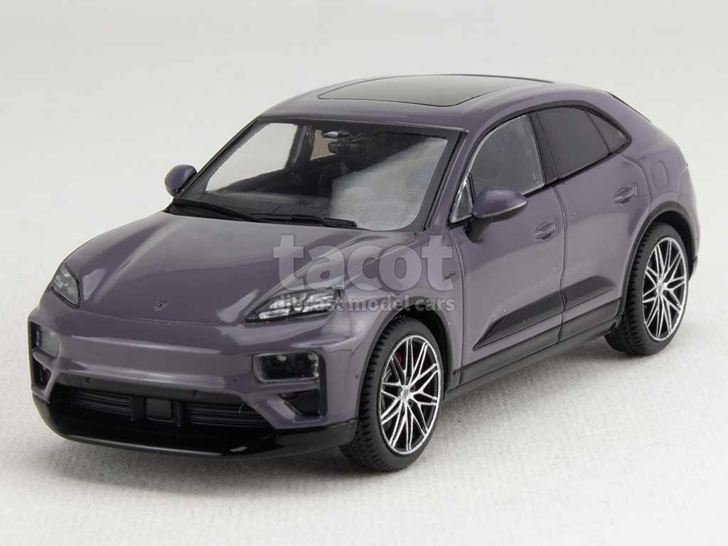 105191 Porsche New Macan Turbo 2025