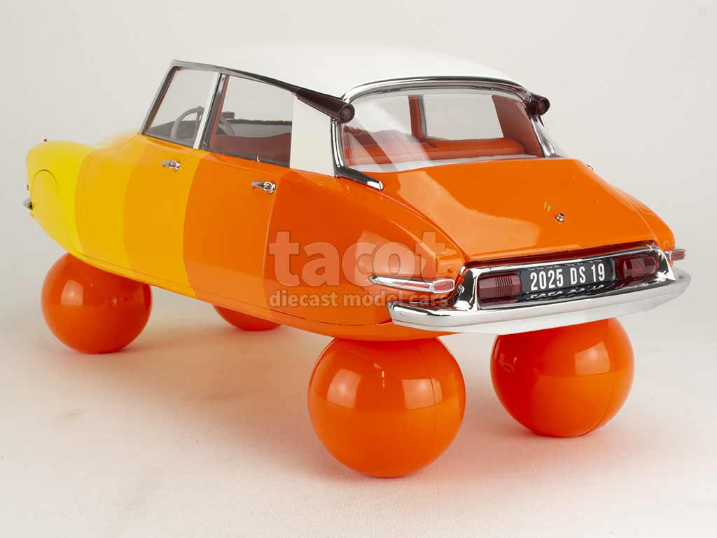 105337 Citroën DS19 Ballons 1959