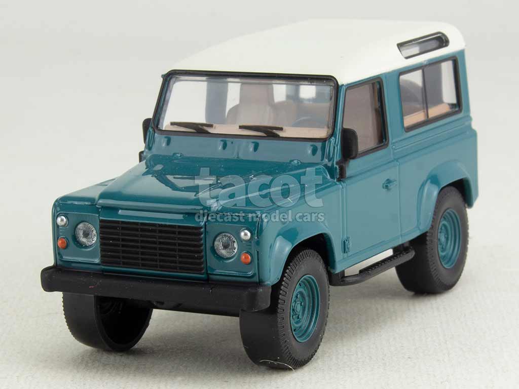 105373 Land Rover Defender 90 1995