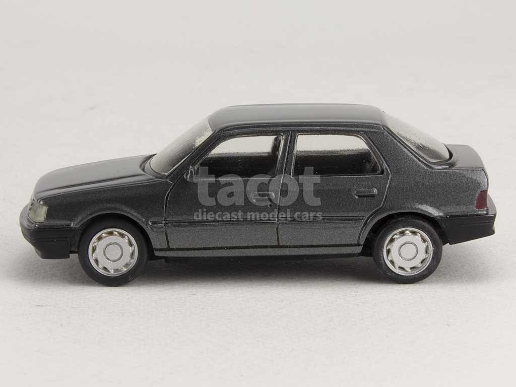 29337 Peugeot 309 4 Doors 