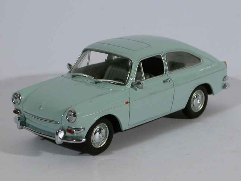 くらしを楽しむアイテム ミニチャンプス 1/43 VW 1600 TL ファスト