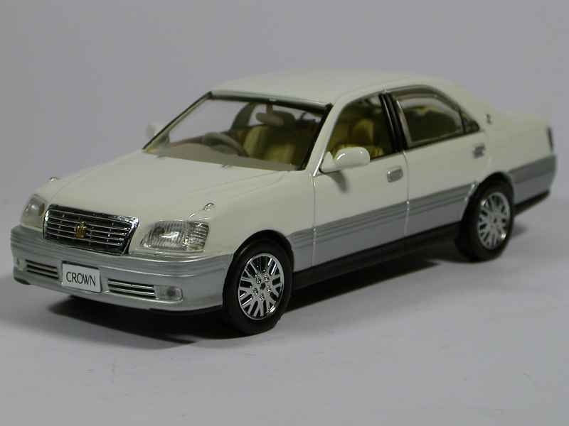 35994 Toyota Crown Royal Saloon G