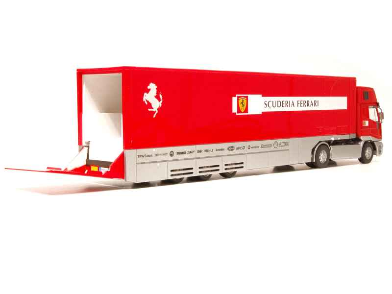 38545 Iveco Cursor F1 Ferrari