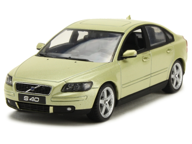 38705 Volvo S40 2003