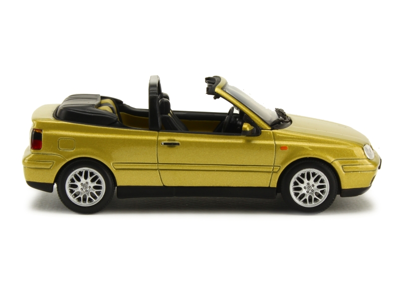 39113 Volkswagen Golf IV Cabriolet 1999