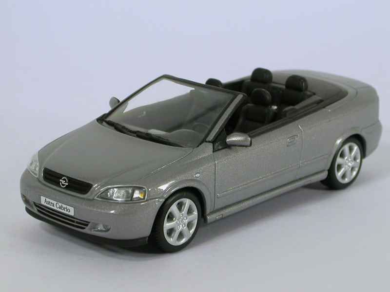 42611 Opel Astra G Cabriolet 2002