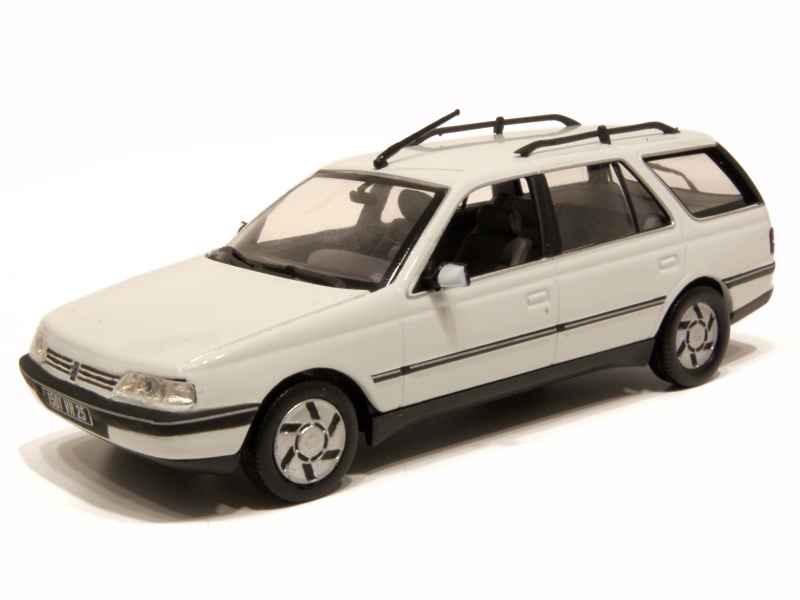 48527 Peugeot 405 Break SRi 1990