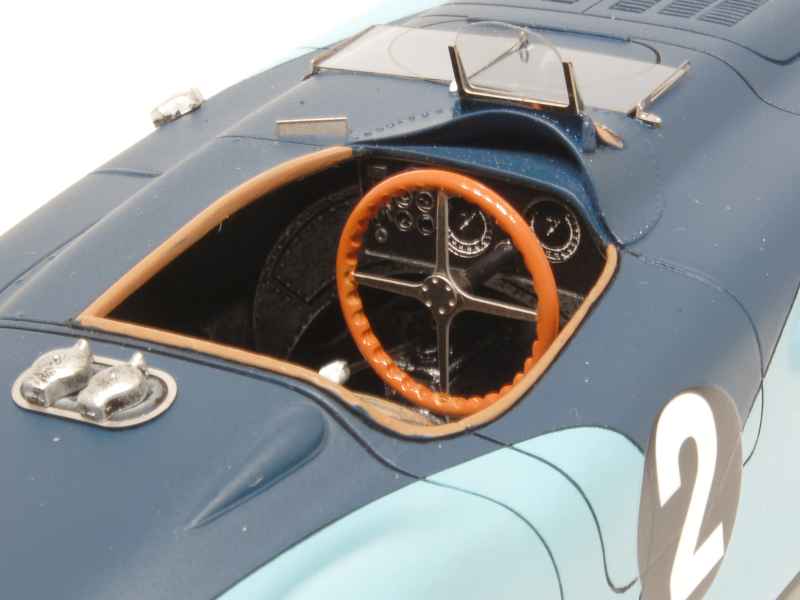 店舗在庫1/24 Bugatti 57G No2 Winner LM 1937 レーシングカー