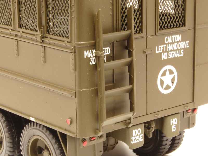 51049 GMC CCKW 353 B2 Box Truck 1943