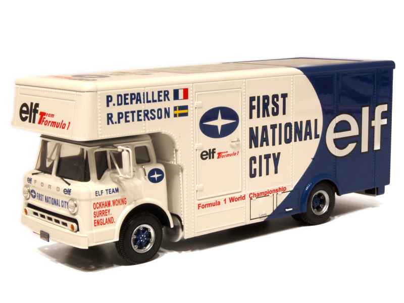 51450 Ford Race Car Transporter