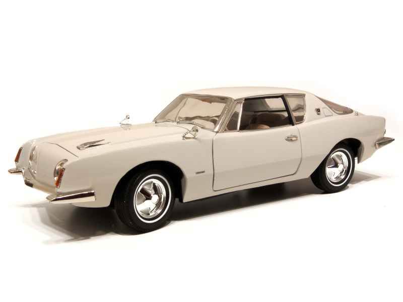 53649 Studebaker Avanti 1963