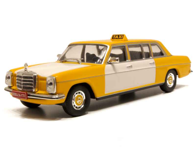 54785 Mercedes 240D/ W115 Taxi Beirut 1970