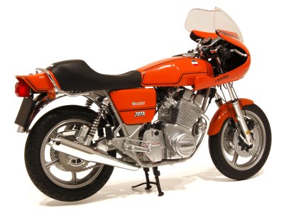 58433 Divers Laverda Jota 180 1978