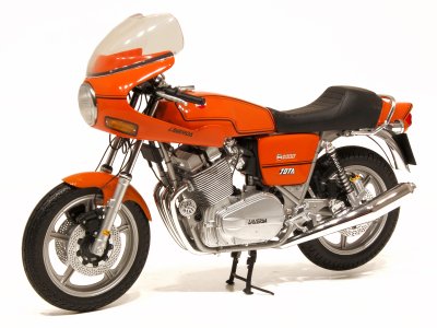 58433 Divers Laverda Jota 180 1978