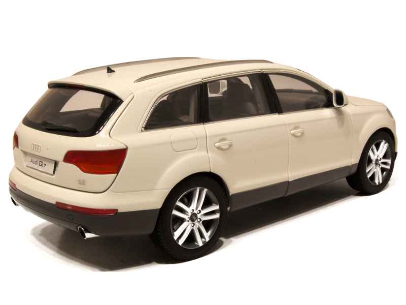 61664 Audi Q7 2006