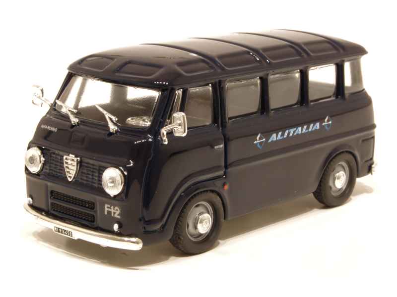 61938 Alfa Romeo Romeo F12 Minibus