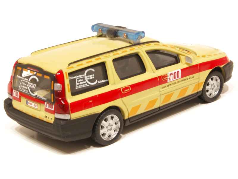 62458 Volvo V70 Break Ambulance 2000