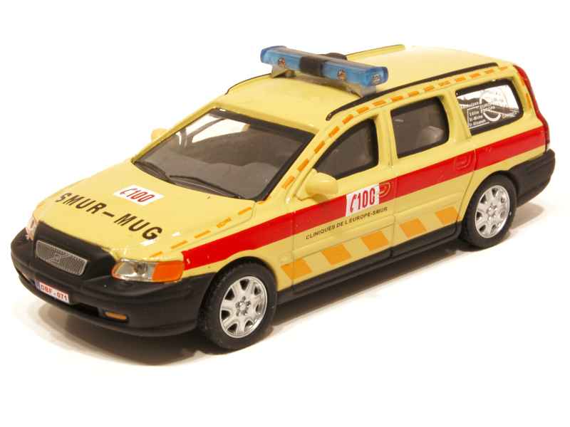 62458 Volvo V70 Break Ambulance 2000