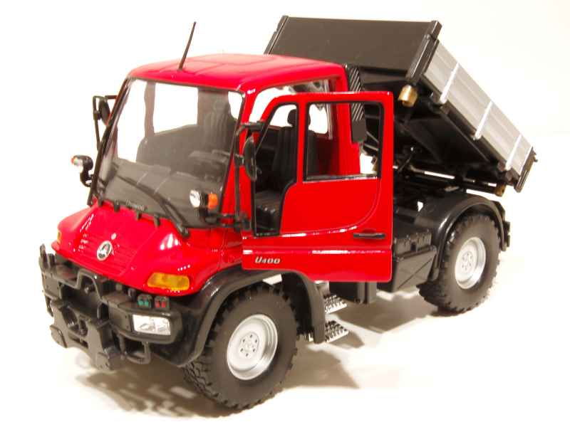 64841 Mercedes Unimog U400 2005