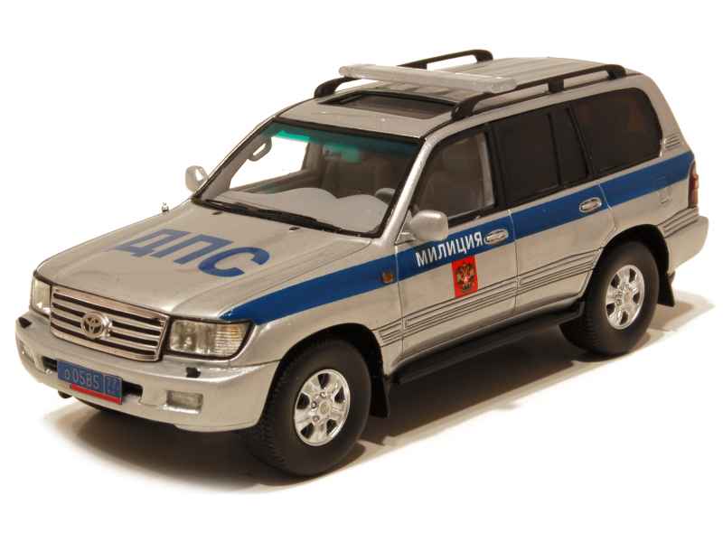 67398 Toyota Land Cruiser Police