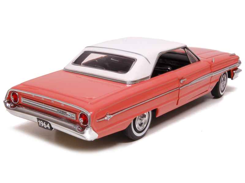 68107 Ford Galaxie 500 Hard Top 1964