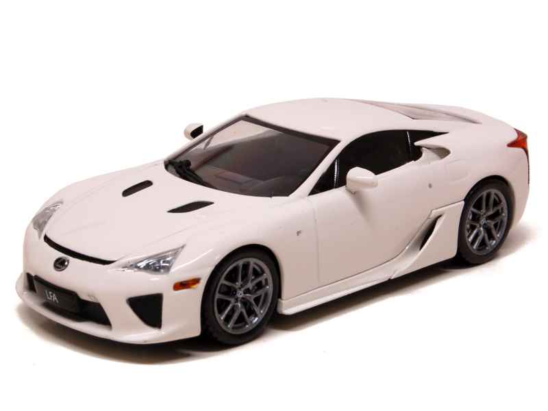 70468 Lexus LFA 2011