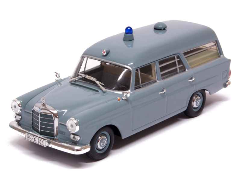 71429 Mercedes 190 Ambulance 1961