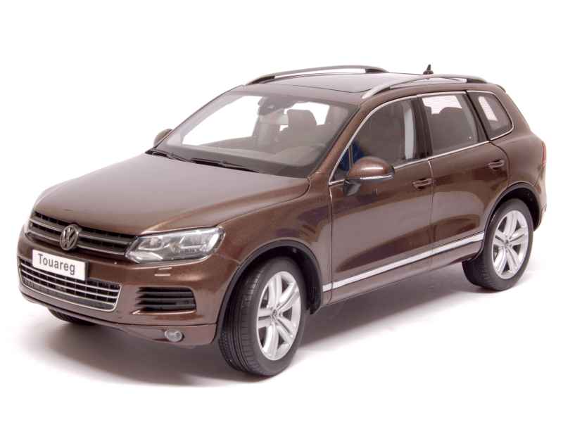 74084 Volkswagen Touareg FSi 2010