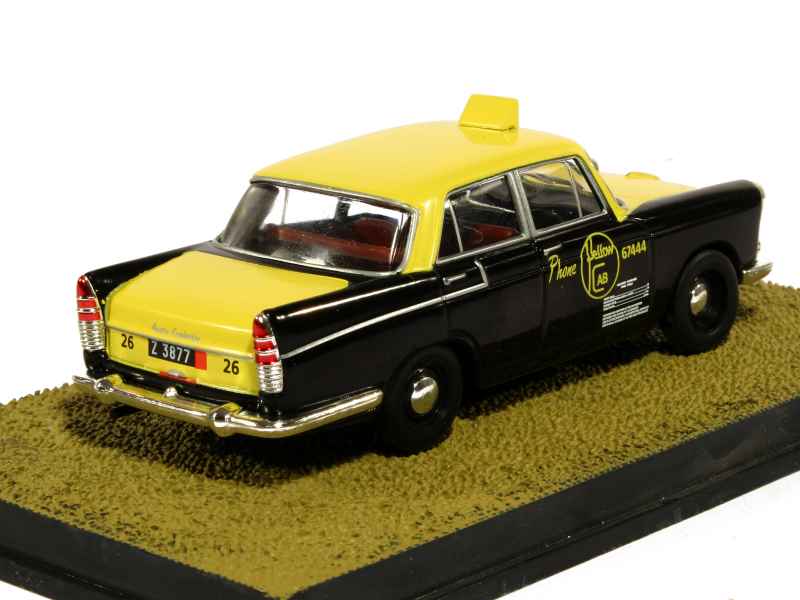 75219 Austin A55 Cambridge MKII Taxi James Bond 007