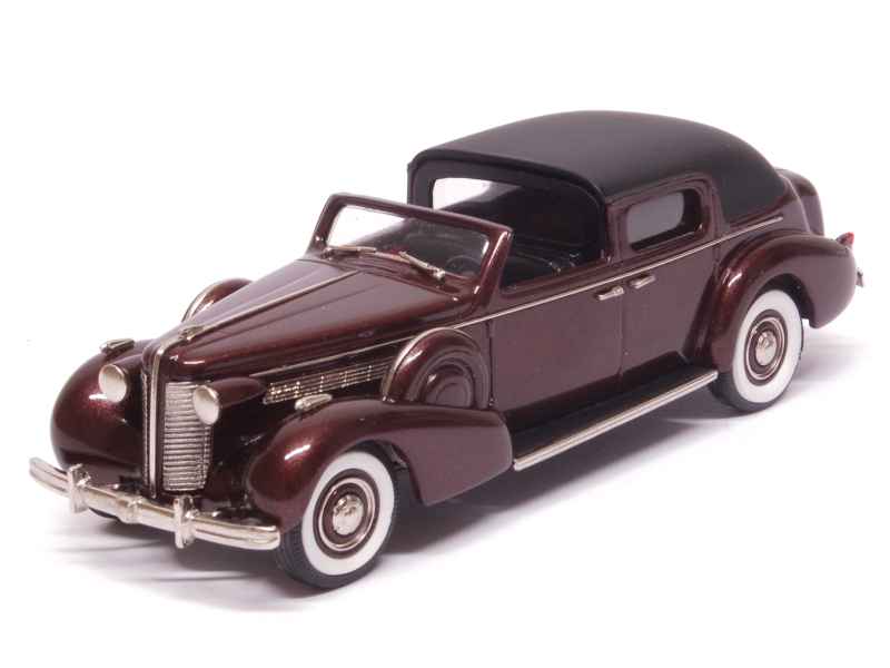 76232 Buick Town Car by Derham 1938