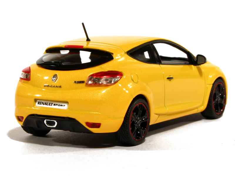 79151 Renault Megane III RS 2014