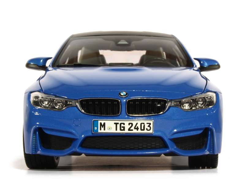 80252 BMW M4 Coupé/ F82 2015