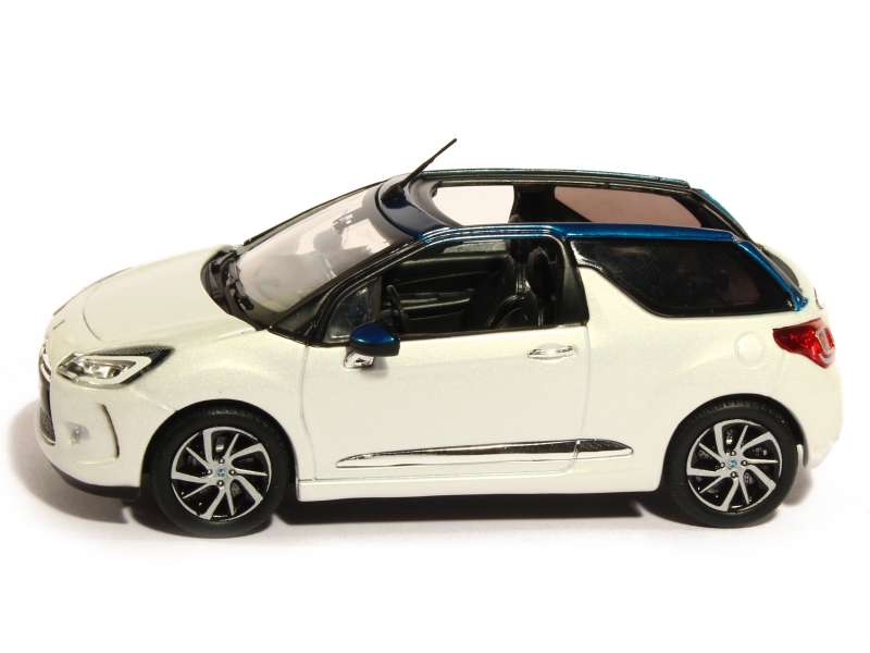 80294 Citroën DS3 Cabrio 2015