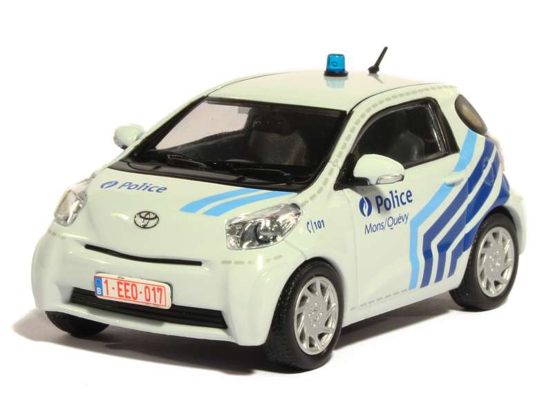 80606 Toyota IQ Police 2012