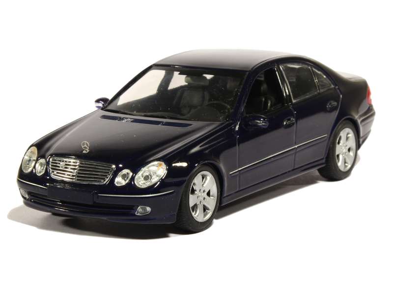 81504 Mercedes E Class/ W211 2001