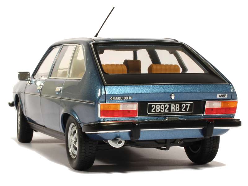 卓越 ホビー 模型車 車 レーシングカー renault 30 ts 1978 bleu 118