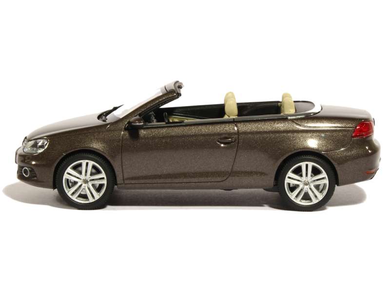 82129 Volkswagen Eos Cabriolet 2011