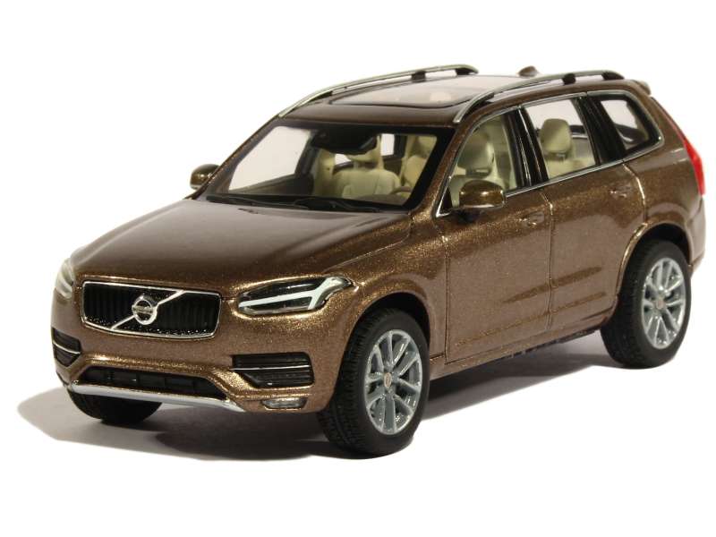 82772 Volvo XC90 2015