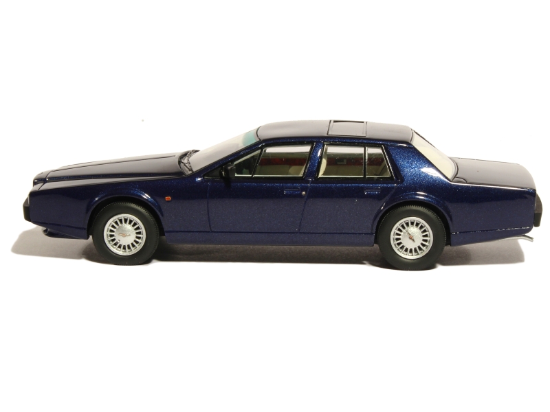 83672 Aston Martin Lagonda S4 1987