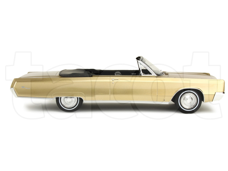 84323 Chrysler Newport Cabriolet 1967