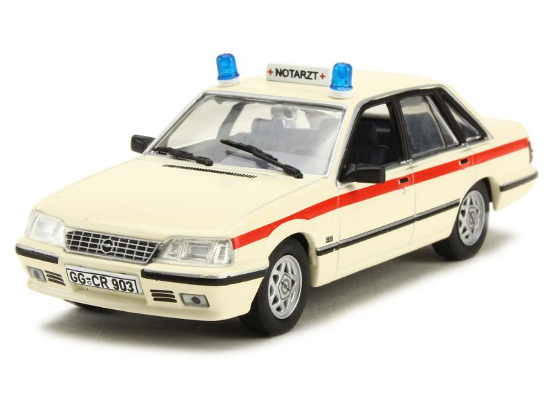 85195 Opel Senator A2 Ambulance 1982