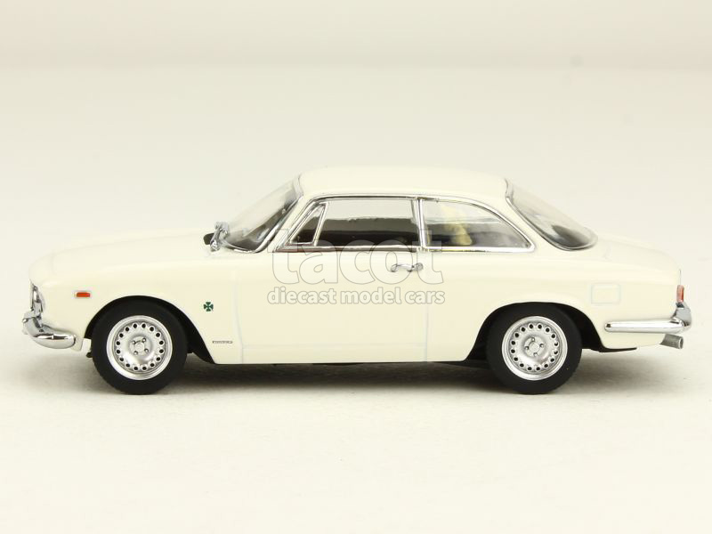 86217 Alfa Romeo Giulia Sprint GTA 1965