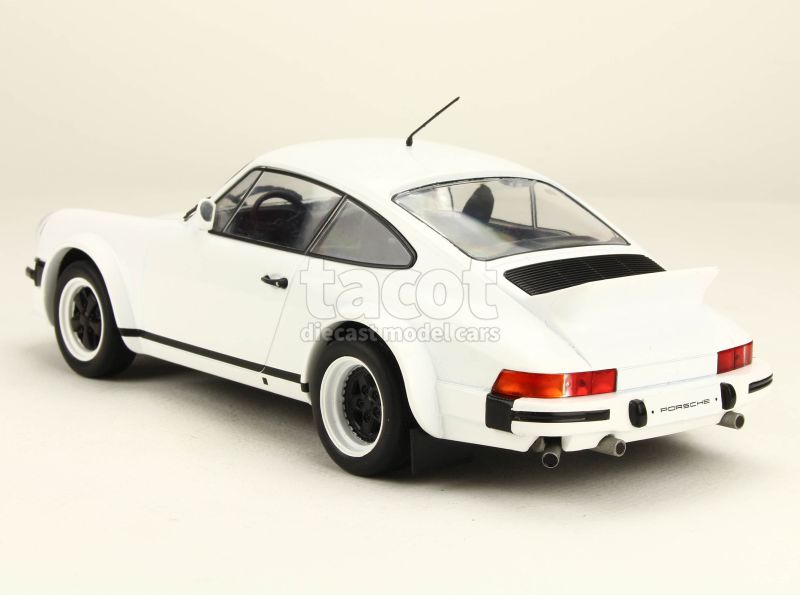 Porsche - 911 Race Version 1982 - IXO - 1/18 - Autos Miniatures Tacot