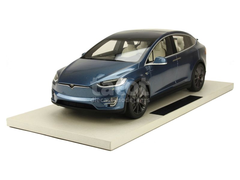 87919 Tesla Model X 2016